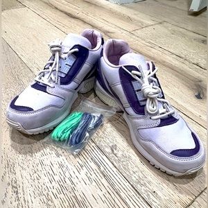 deadHYPE x adidas ZX 8000